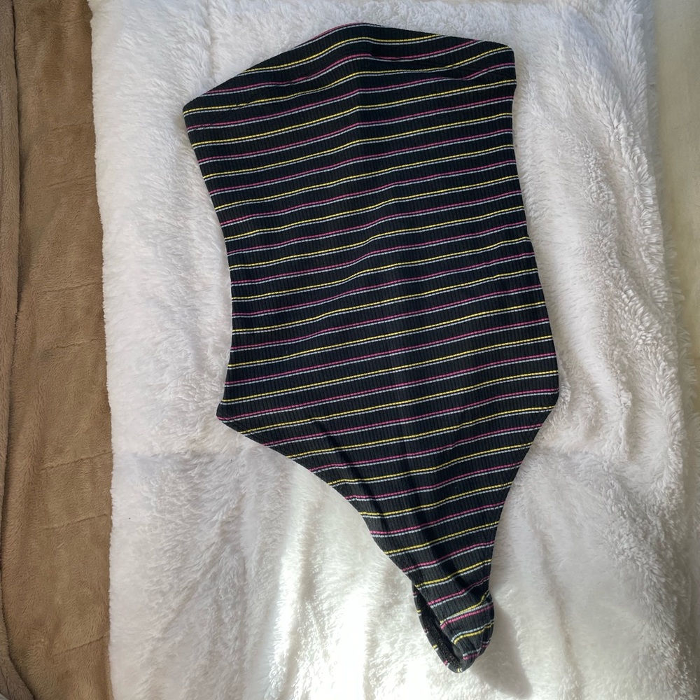 Urban Outfitters strapless bodysuit size small